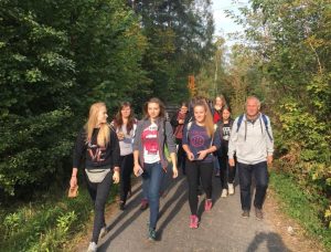 Rajd pieszy młodzieży z koła historyczno-regionalnego